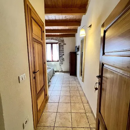 La Vecchia Torre 3* בוסה