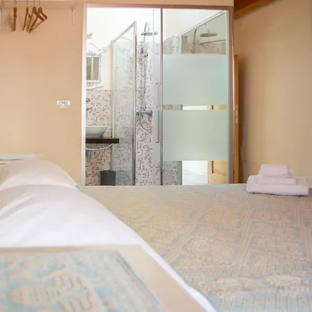 La Vecchia Torre Penzion Bosa