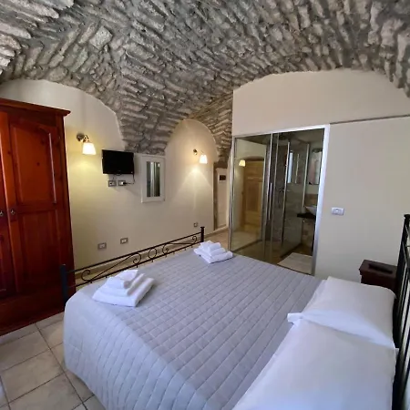 La Vecchia Torre بوسا