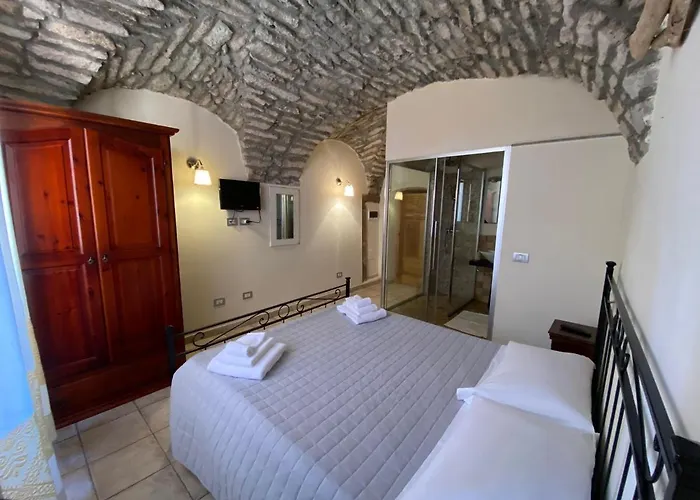 La Vecchia Torre Боса