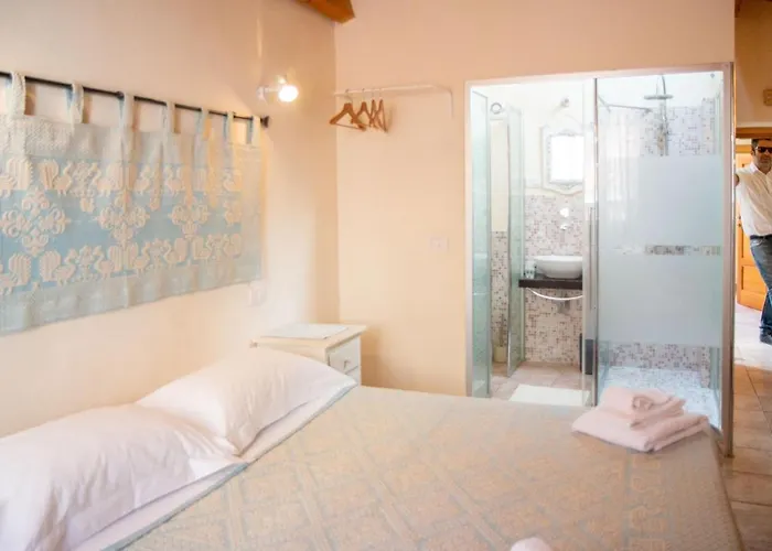 La Vecchia Torre 3* Боса