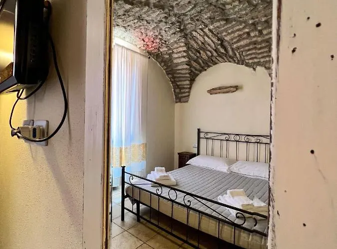 La Vecchia Torre Боса