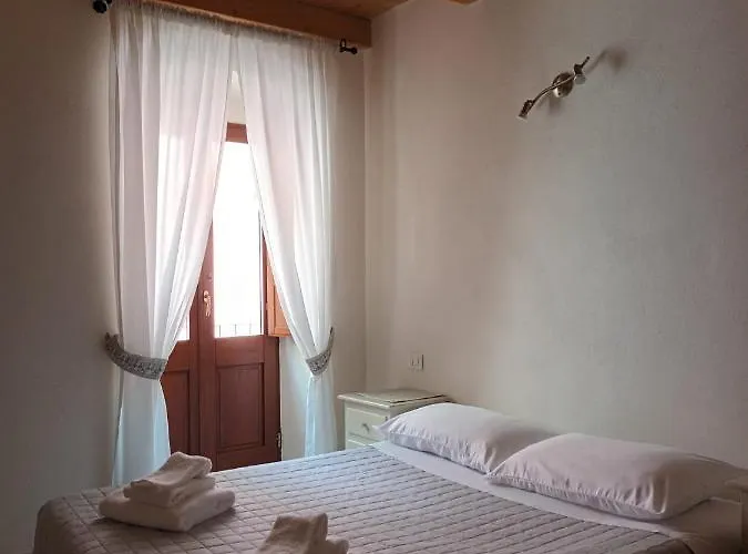 La Vecchia Torre Гостевой дом